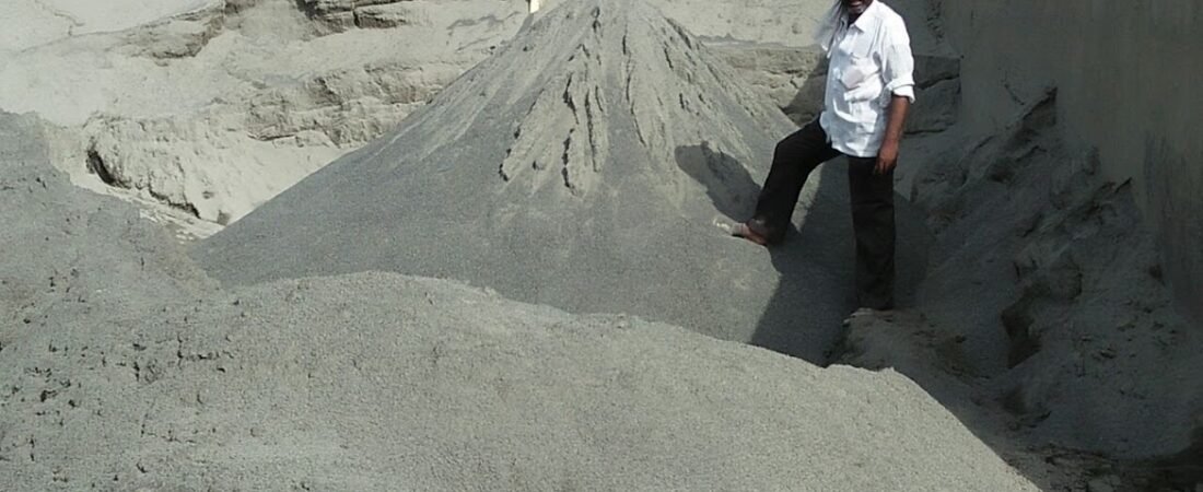 M-Sand vs P-Sand vs River Sand: வீட்டுக்கு எது சிறந்தது?